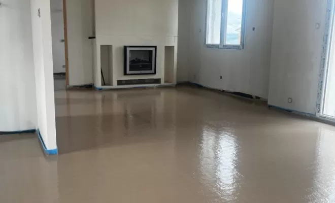 Chape liquide par maçon à Villefranche-sur-Saône  